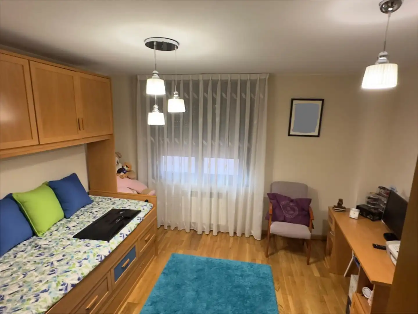 Pis en venda a Avenida Francisco Álvarez Martínez, 6, Llanera Dormitori de Pis en venda en Llanera amb Calefacció, Jardí privat i Parquet