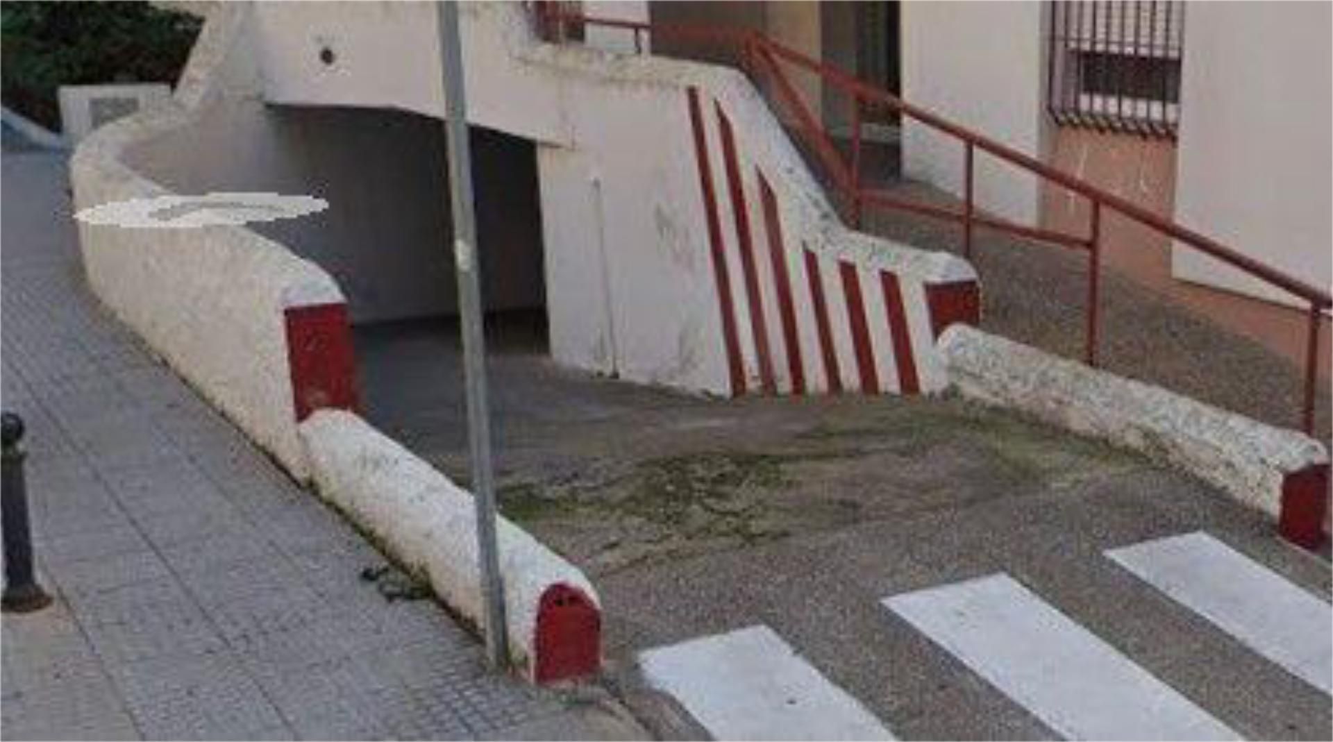 Plazas de garaje de alquiler baratos en Cercanías Estadio, Cádiz | fotocasa