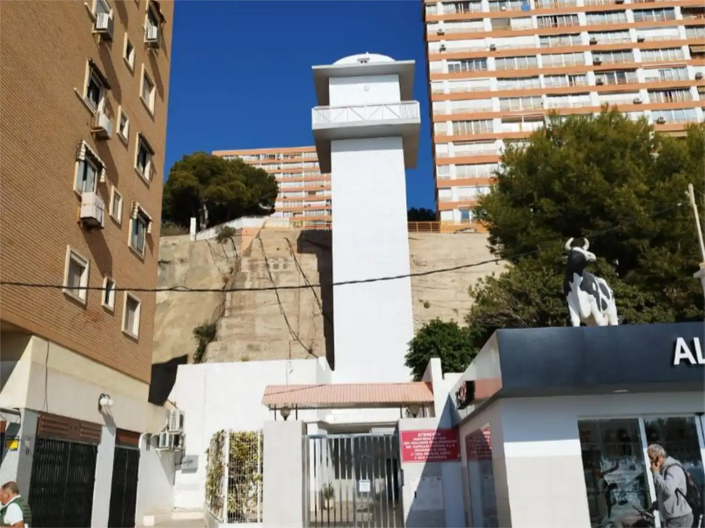 Apartament de lloguer a Avenida de Uruguay, 10, Playa Poniente Apartament de lloguer a Avenida de Uruguay, 10, Playa Poniente