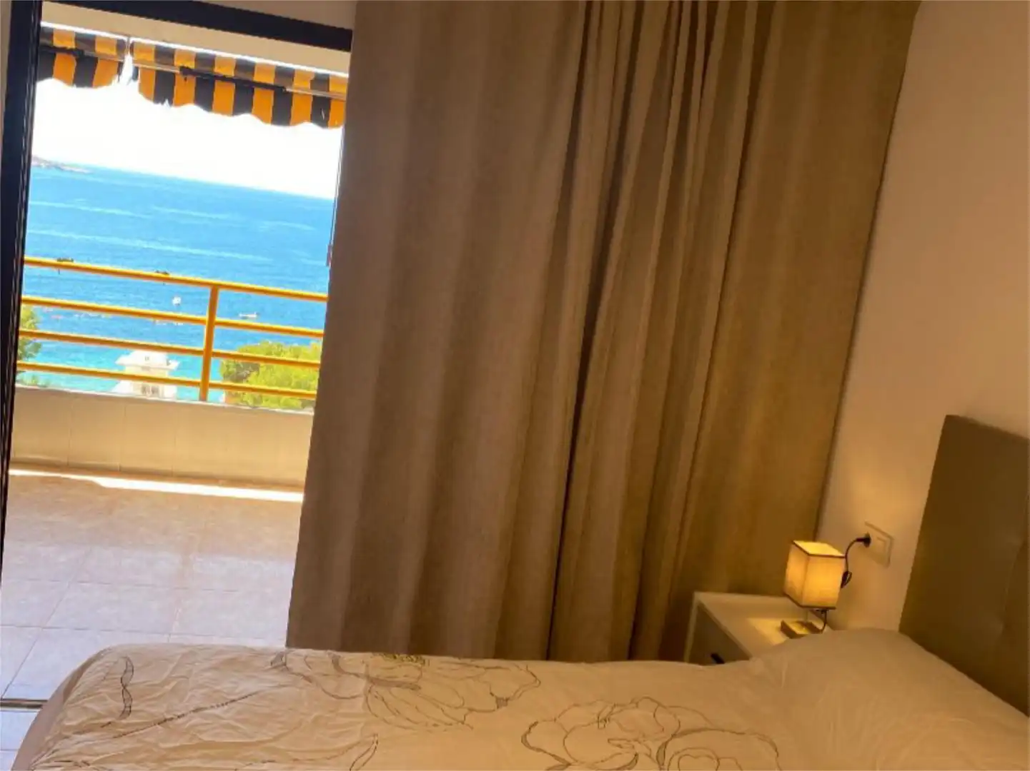Apartament de lloguer a Avenida de Uruguay, 10, Playa Poniente Apartament de lloguer a Avenida de Uruguay, 10, Playa Poniente