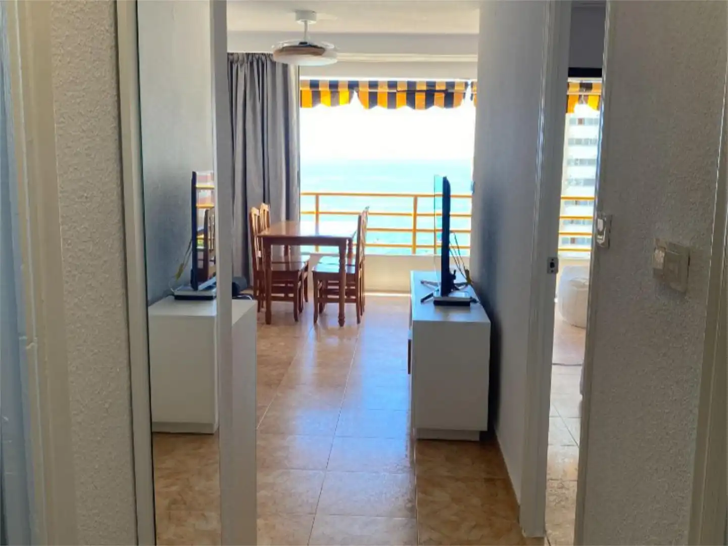 Apartament de lloguer a Avenida de Uruguay, 10, Playa Poniente Apartament de lloguer a Avenida de Uruguay, 10, Playa Poniente