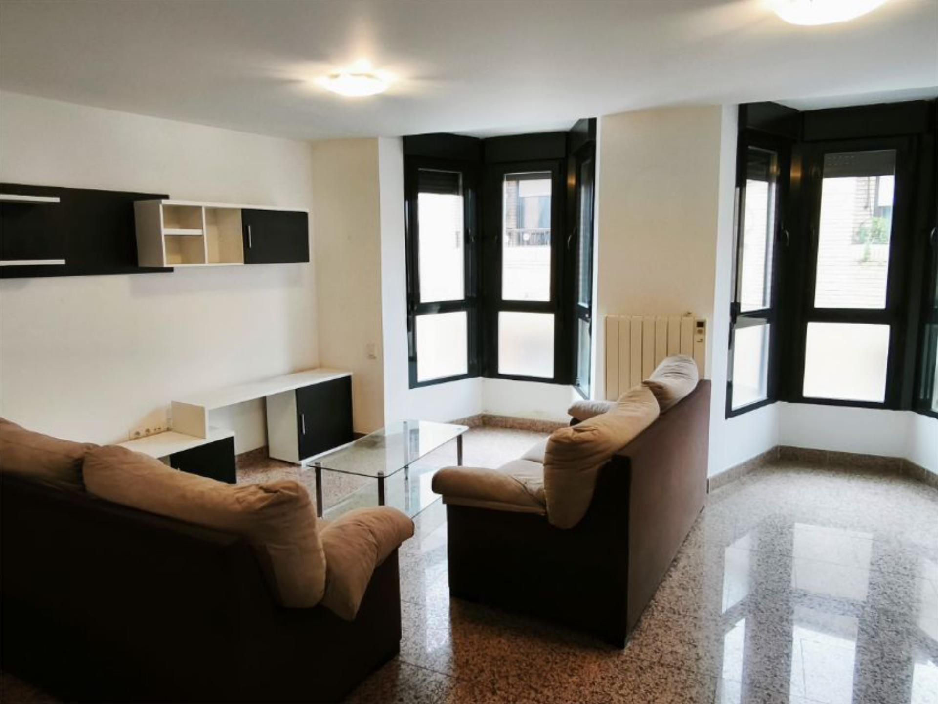 Sala de estar de Piso de alquiler en Fuenlabrada con Aire acondicionado, Calefacción y Amueblado