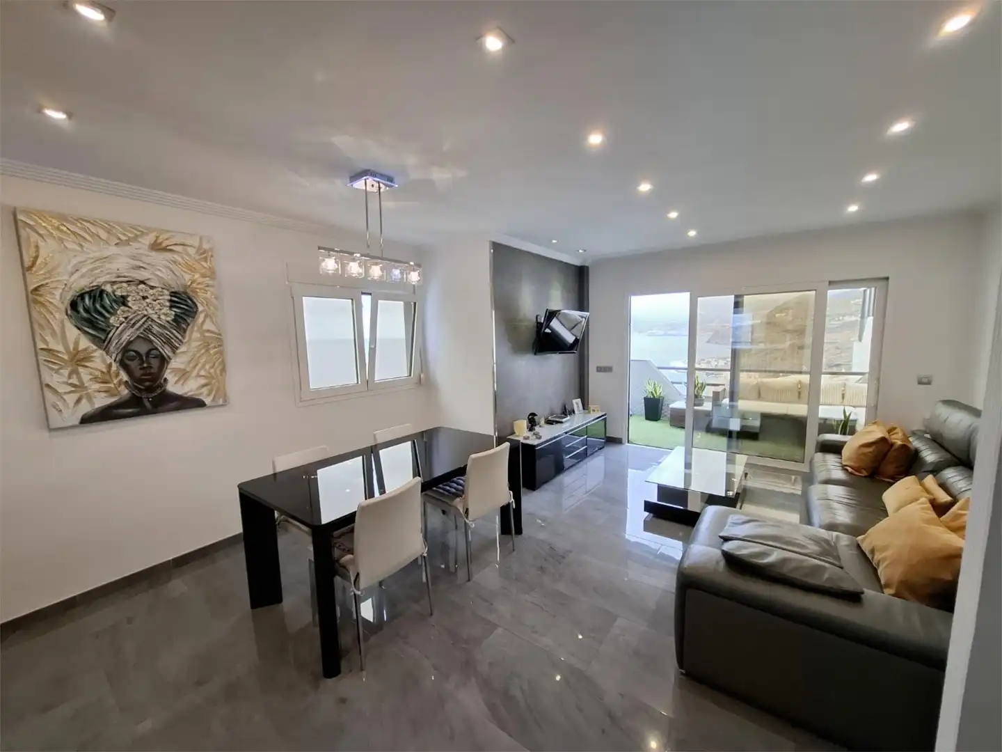 Piso en venta en Calle Portugal, 4, Radazul Comedor de Piso en venta en El Rosario con Calefacción, Amueblado y Horno