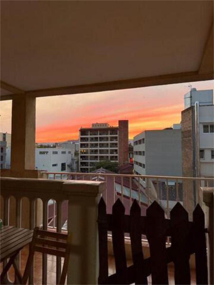 Vista exterior de Apartament en venda en  Barcelona Capital amb Terrassa