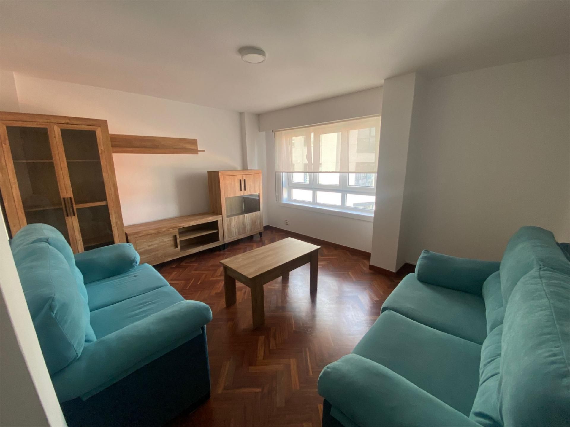 Living room of Flat to rent in A Coruña Capital   with Heating, Parquet flooring and Furnished