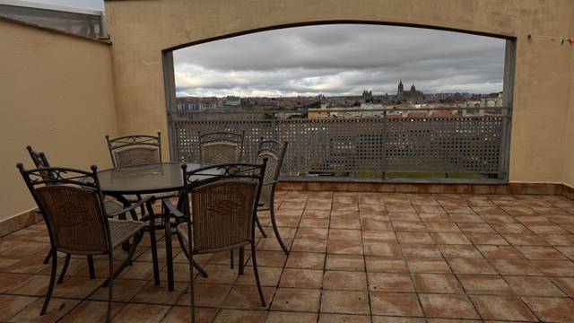 Casa-chalet en Venta en Calle Viseu, 18 en Vistahermosa