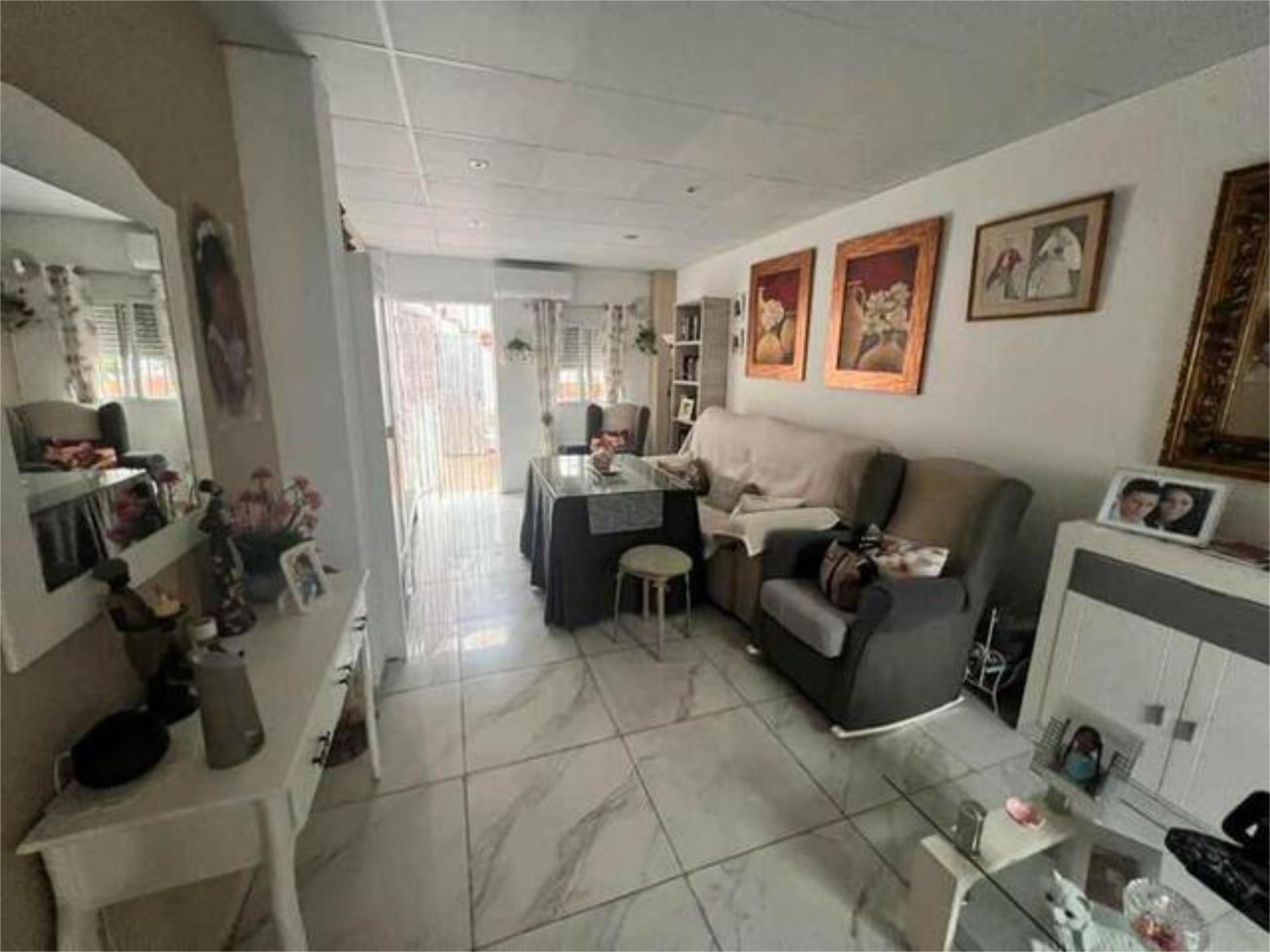 Vista exterior de Casa o xalet en venda en  Córdoba Capital amb Terrassa