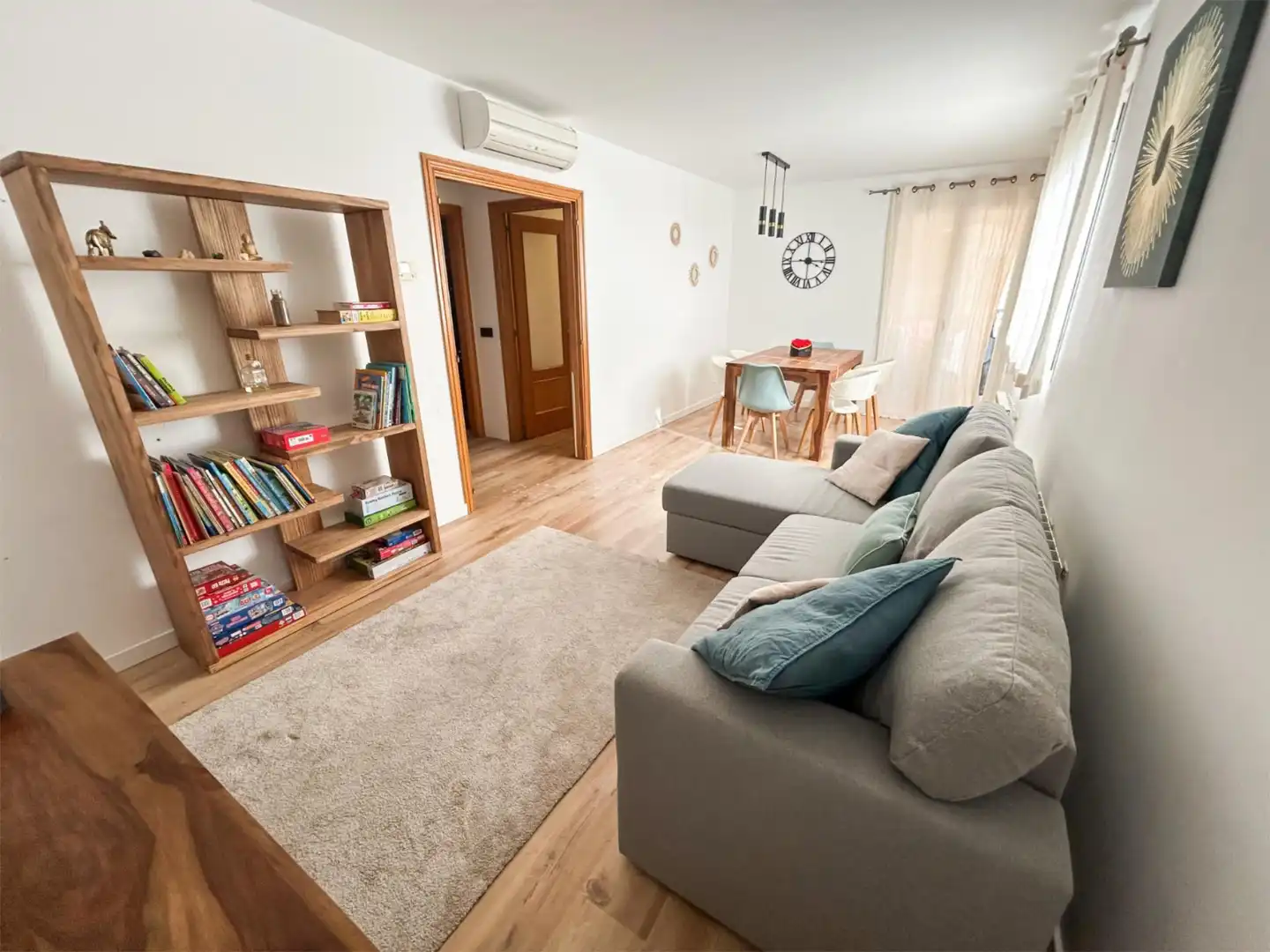 Flat for sale in Carrer de Santa Margalida, 7, Sa Torre Living room of Flat for sale in Llucmajor with Air Conditioner, Terrace and Swimming Pool