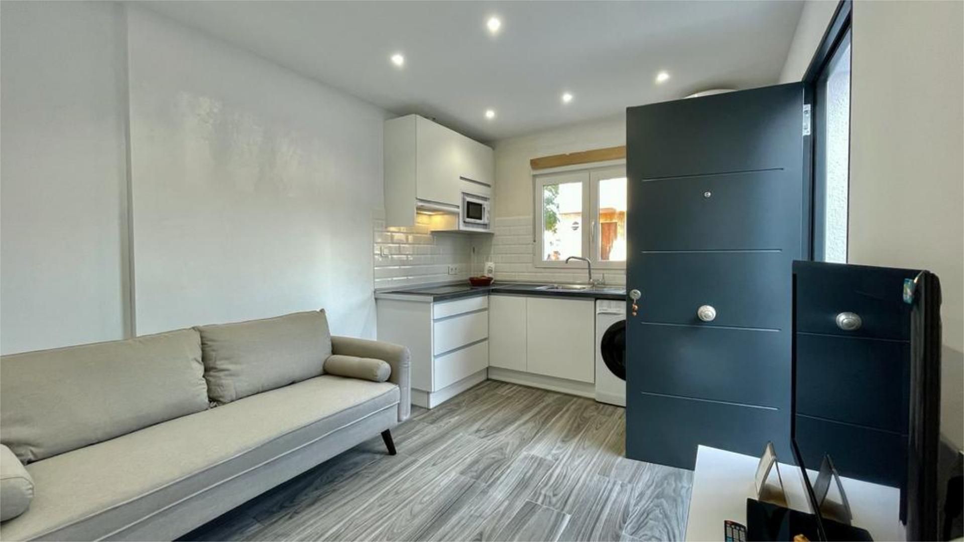 Bedroom of Loft to rent in  Almería Capital  with Air Conditioner