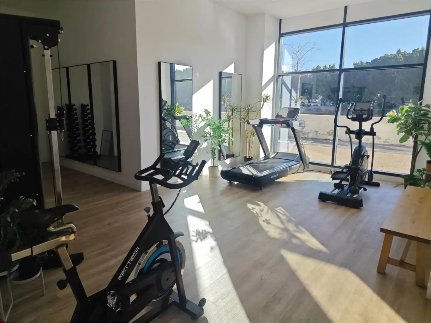 Wohnung zur Miete in Paseo Martiricos, 40, Martiricos - La Roca - La Rosaleda Wohnung zur Miete in Málaga mit Klimaanlage, Heizung und Schwimmbad