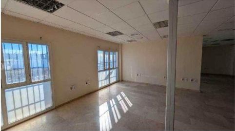 Foto 5 de Oficina de alquiler en Gines, Sevilla