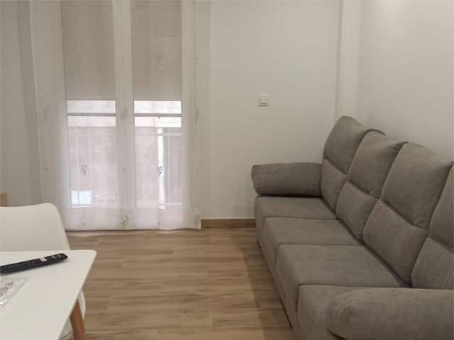 Piso en Alquiler en Carrer Quinto Albio Horacio, 1 en Centro