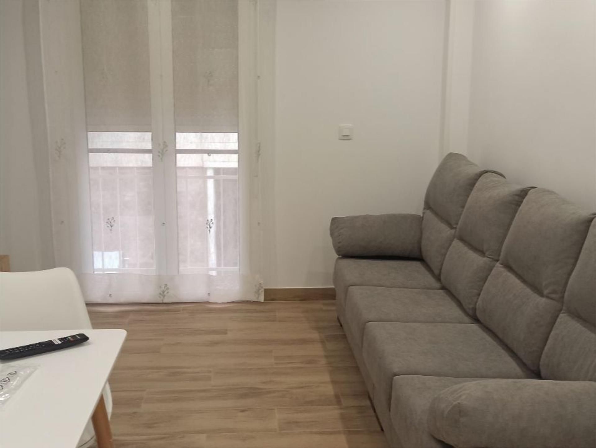 Pis de lloguer a Carrer Quinto Albio Horacio, 1, Centro