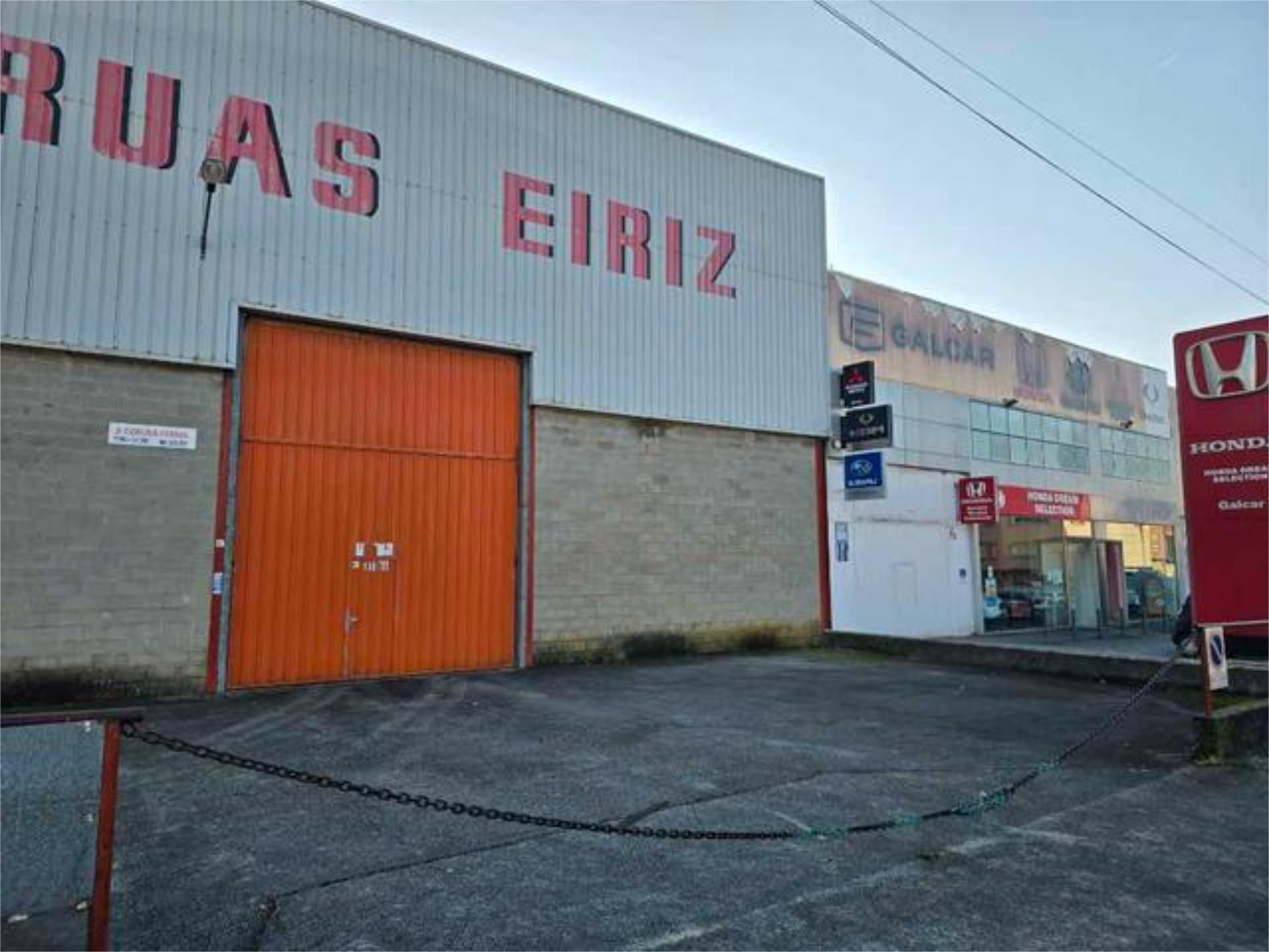 Vista exterior de Nau industrial de lloguer en Oleiros