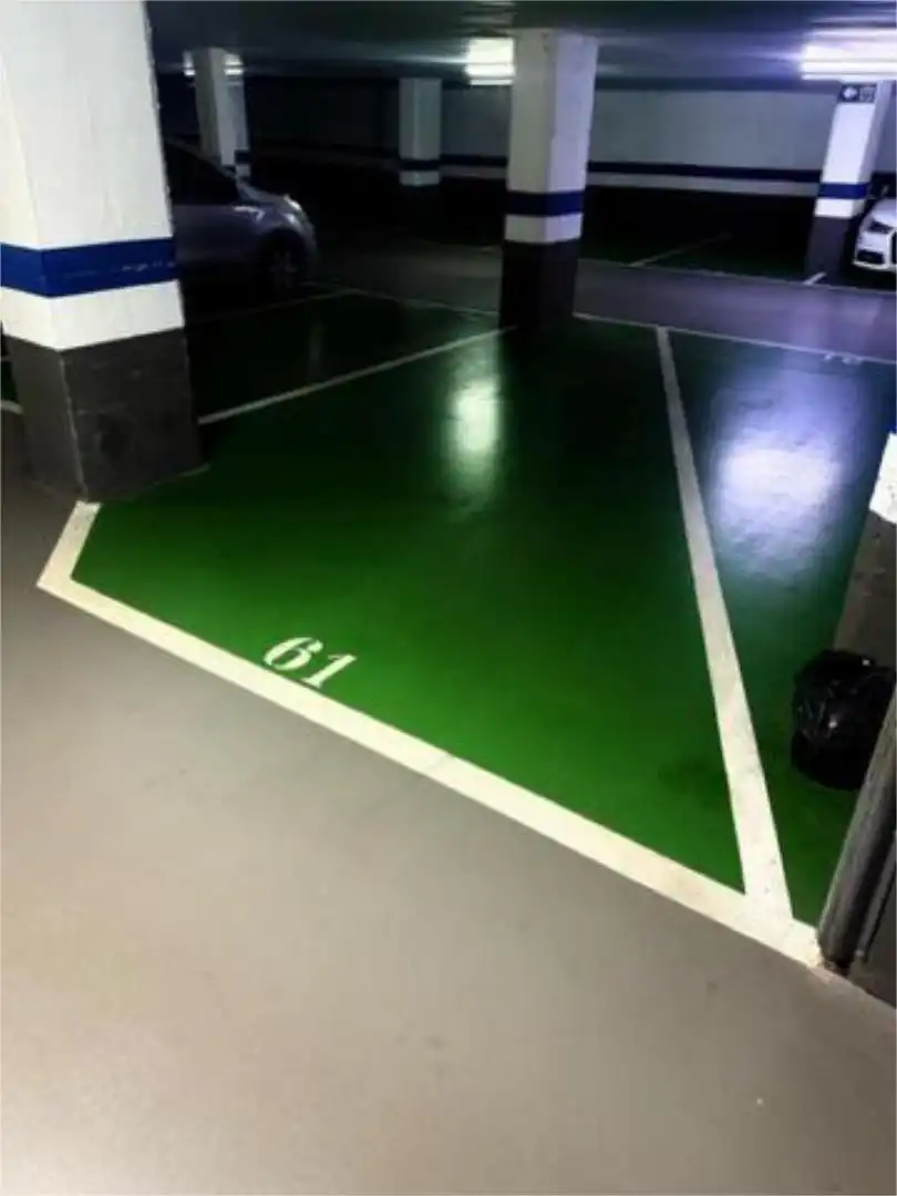 Parking de Garaje de alquiler en  Logroño