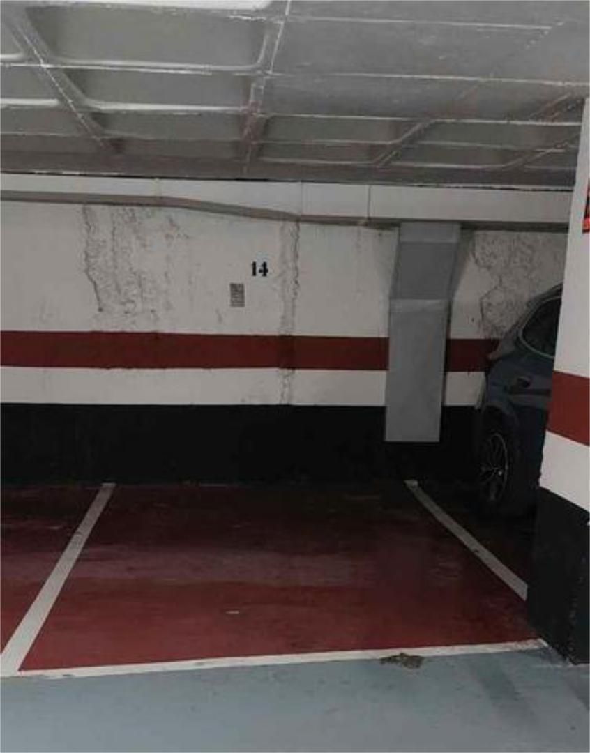 Parking de Garaje de alquiler en  Zaragoza Capital