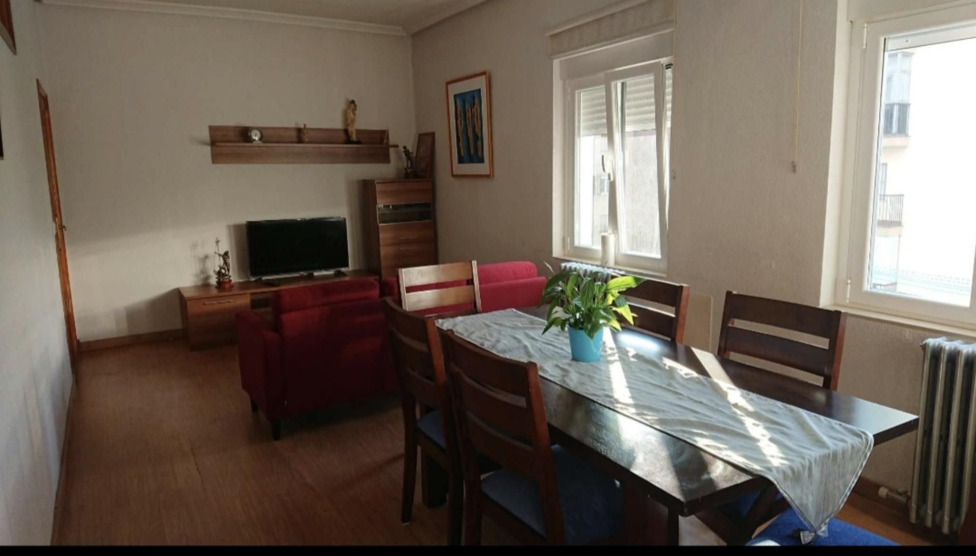 Flat to rent in Calle Benito Pérez Galdós, 12, Estación