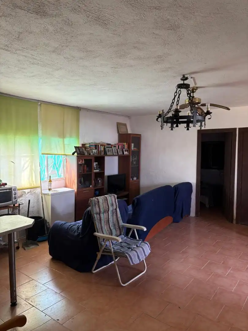 Casa o xalet en venda a Plaza Pago Pozuela, 34, Puente Tablas - Puente Nuevo - Cerro Molina Sala d'estar de Casa o xalet en venda en Jaén amb Aire condicionat, Jardí privat i Traster