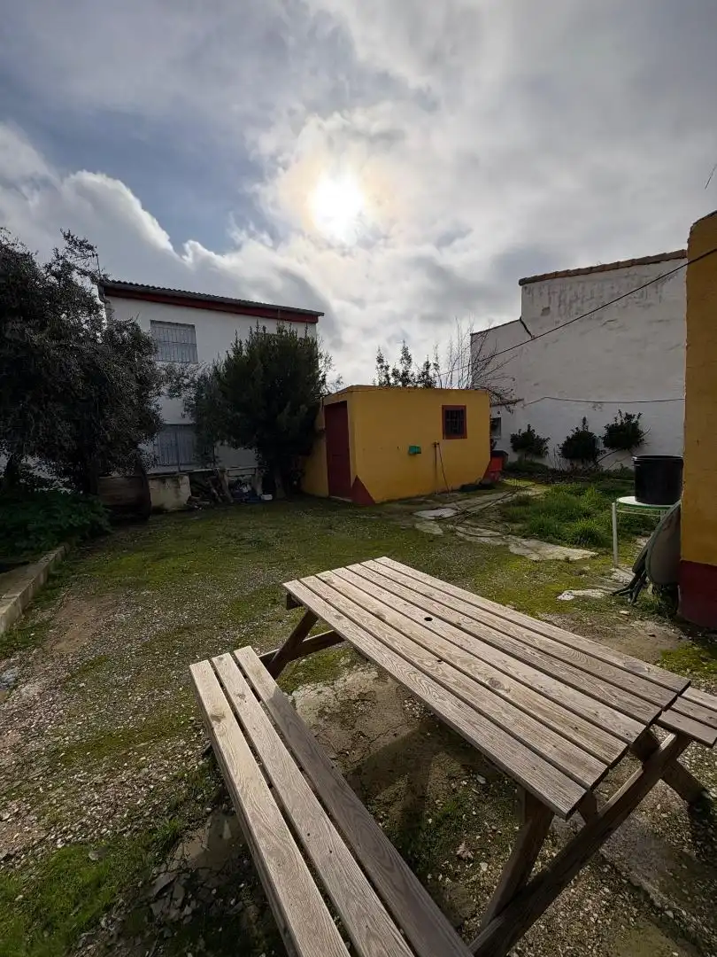 Casa o xalet en venda a Plaza Pago Pozuela, 34, Puente Tablas - Puente Nuevo - Cerro Molina Jardí de Casa o xalet en venda en Jaén amb Aire condicionat, Jardí privat i Traster