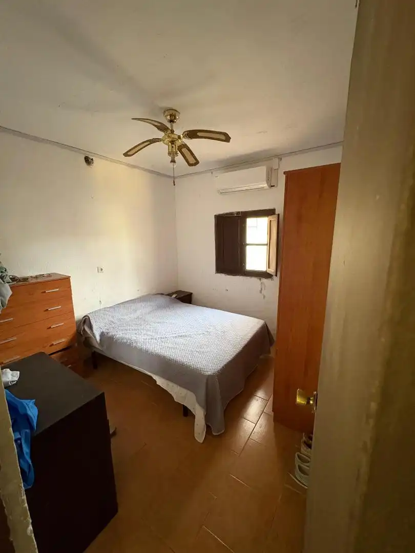 Casa o xalet en venda a Plaza Pago Pozuela, 34, Puente Tablas - Puente Nuevo - Cerro Molina Dormitori de Casa o xalet en venda en Jaén amb Aire condicionat, Jardí privat i Traster