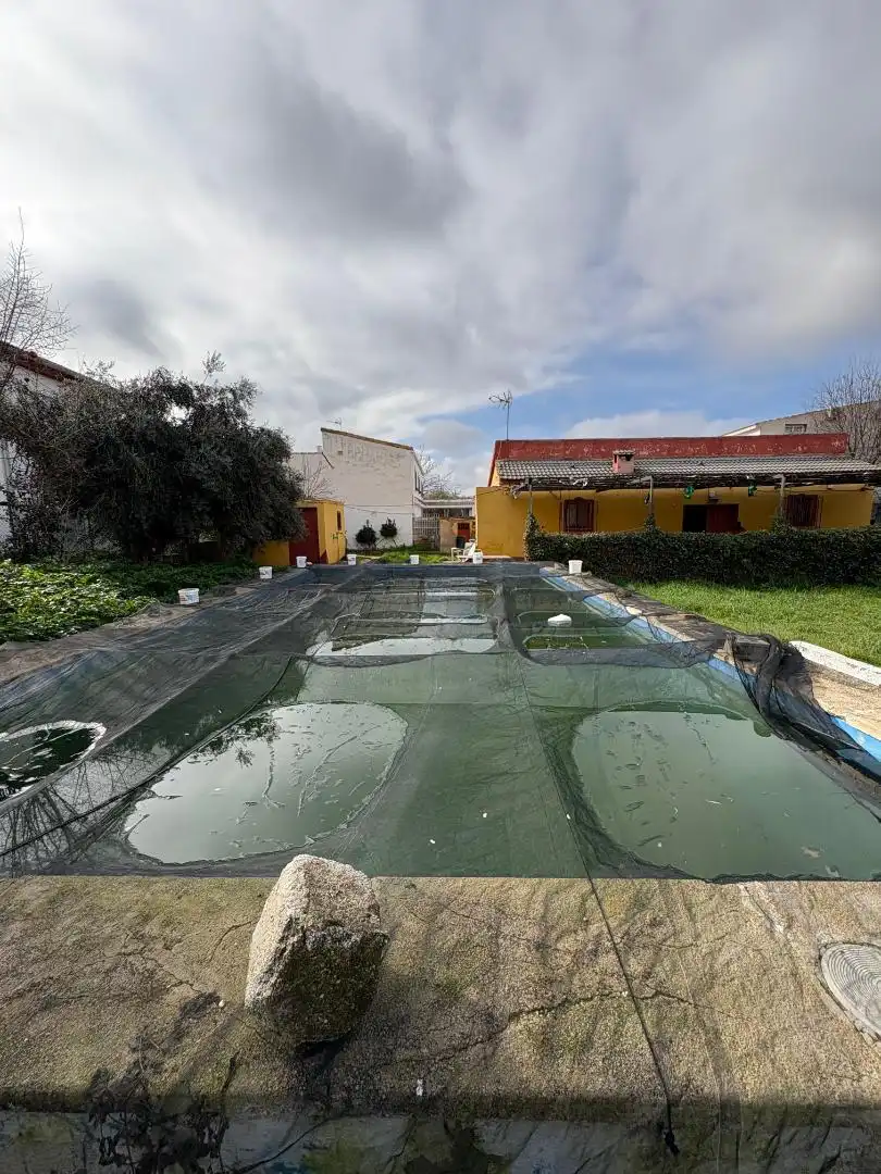Casa o xalet en venda a Plaza Pago Pozuela, 34, Puente Tablas - Puente Nuevo - Cerro Molina Vista exterior de Casa o xalet en venda en Jaén amb Aire condicionat, Jardí privat i Traster