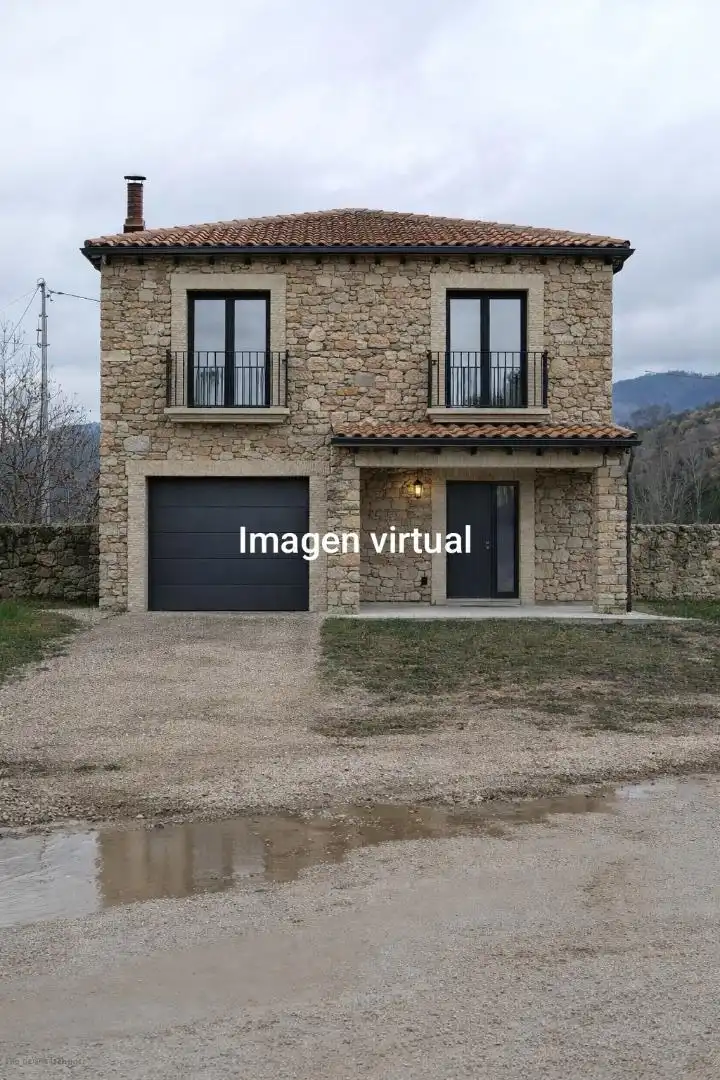 Vista exterior de Casa adosada en venta en Santa María de la Alameda