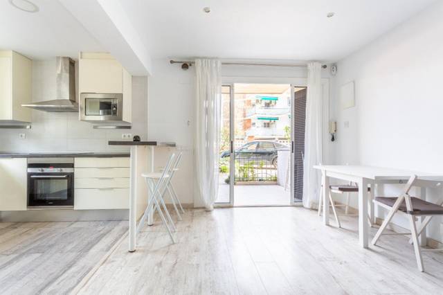 Piso en Venta en Carrer del Ferrocarril, 10 en Les Botigues de Sitges