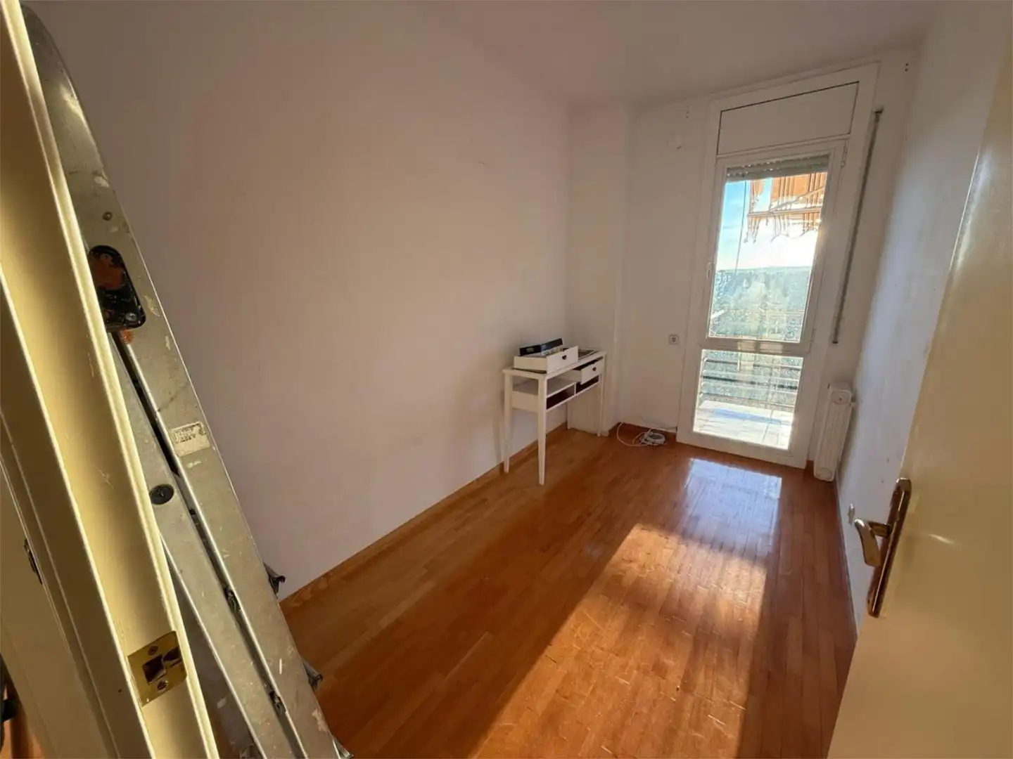Zimmer in Carrer de Prat de la Riba, 32, Eixample - Can Bogunyà Schlafzimmer von Wohnung zur untervermieten in Castellar del Vallès