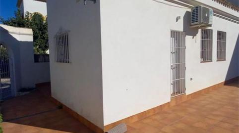 Casa adosada de lloguer a Calle Virgen de Los Reyes, 9, Valencina de la Concepción, Sevilla - imatge 2 Foto 2 de Casa adosada de lloguer a Calle Virgen de Los Reyes, 9, Valencina de la Concepción, Sevilla