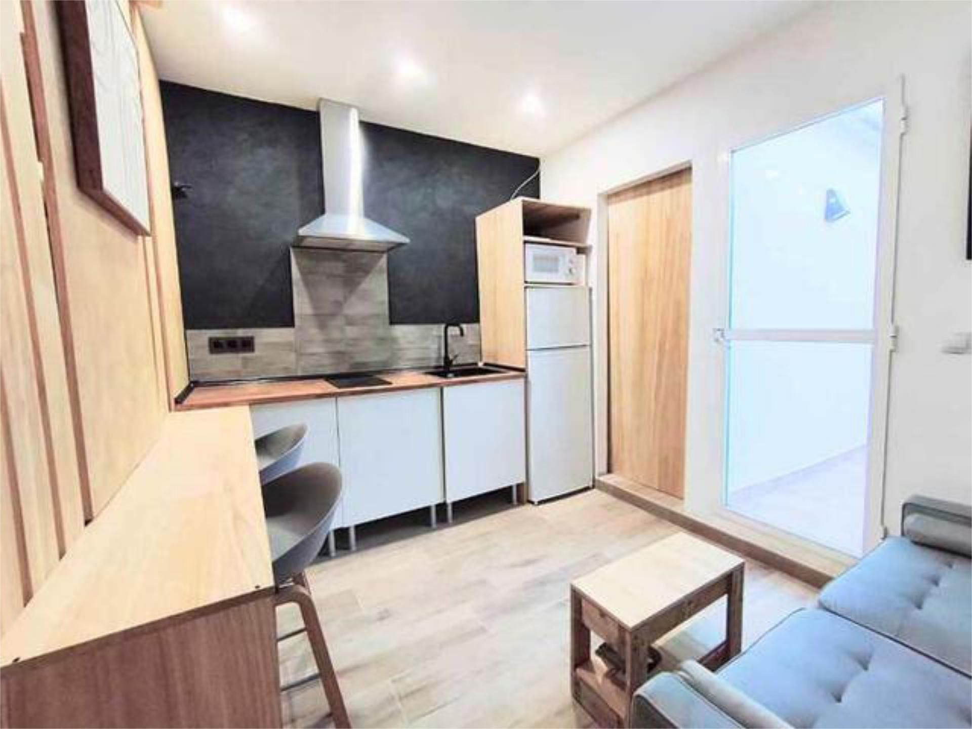 Cocina de Estudio de alquiler en Vila-real con Calefacción, Terraza y Amueblado