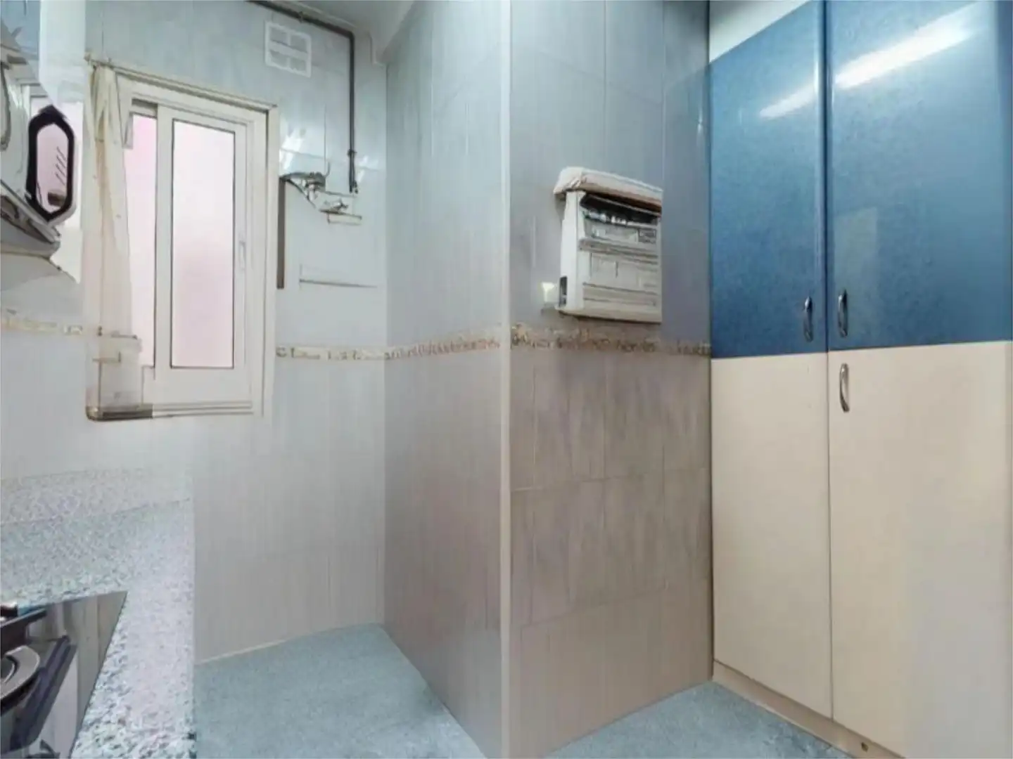Flat for sale in Calle de Fernández de Los Ríos, 27, Arapiles Bathroom of Flat for sale in Madrid Capital with Air Conditioner and Balcony