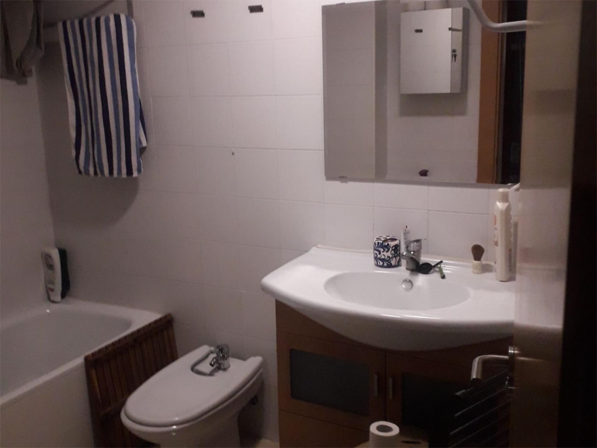 Bathroom of Flat for sale in Pozuelo de Alarcón  with Heating, Parquet flooring and Storage room