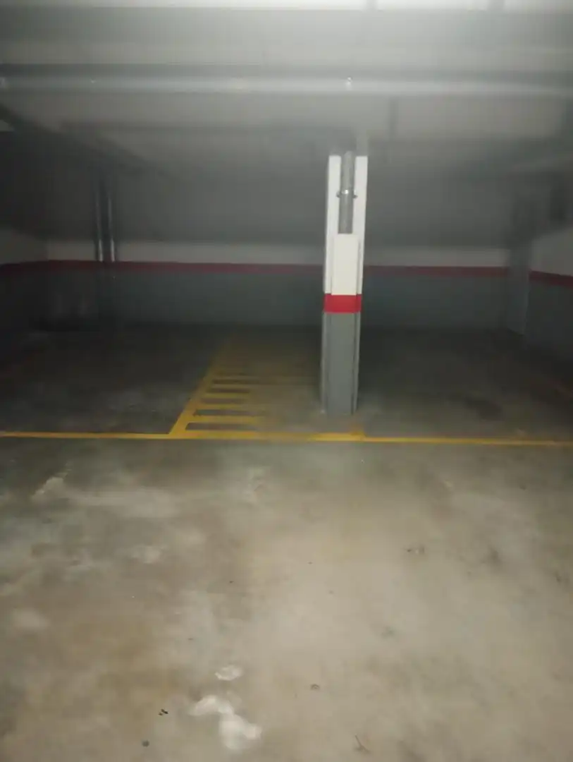 Garatge de lloguer a Calle Dulzaina, 9, Hospital Nuevo Aparcament de Garatge de lloguer en Valladolid