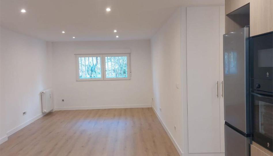 Flat to rent in Calle de Longares, 55, Rosas - Musas, Madrid Capital - image 1 Photo 1 of Flat to rent in Calle de Longares, 55, Rosas - Musas, Madrid Capital