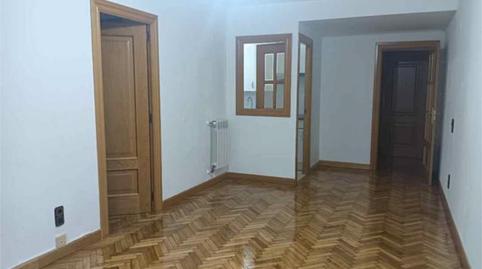 Apartment for sale in Barrio de San José, Zaragoza Capital - image 2 Photo 2 of Apartment for sale in Barrio de San José, Zaragoza Capital