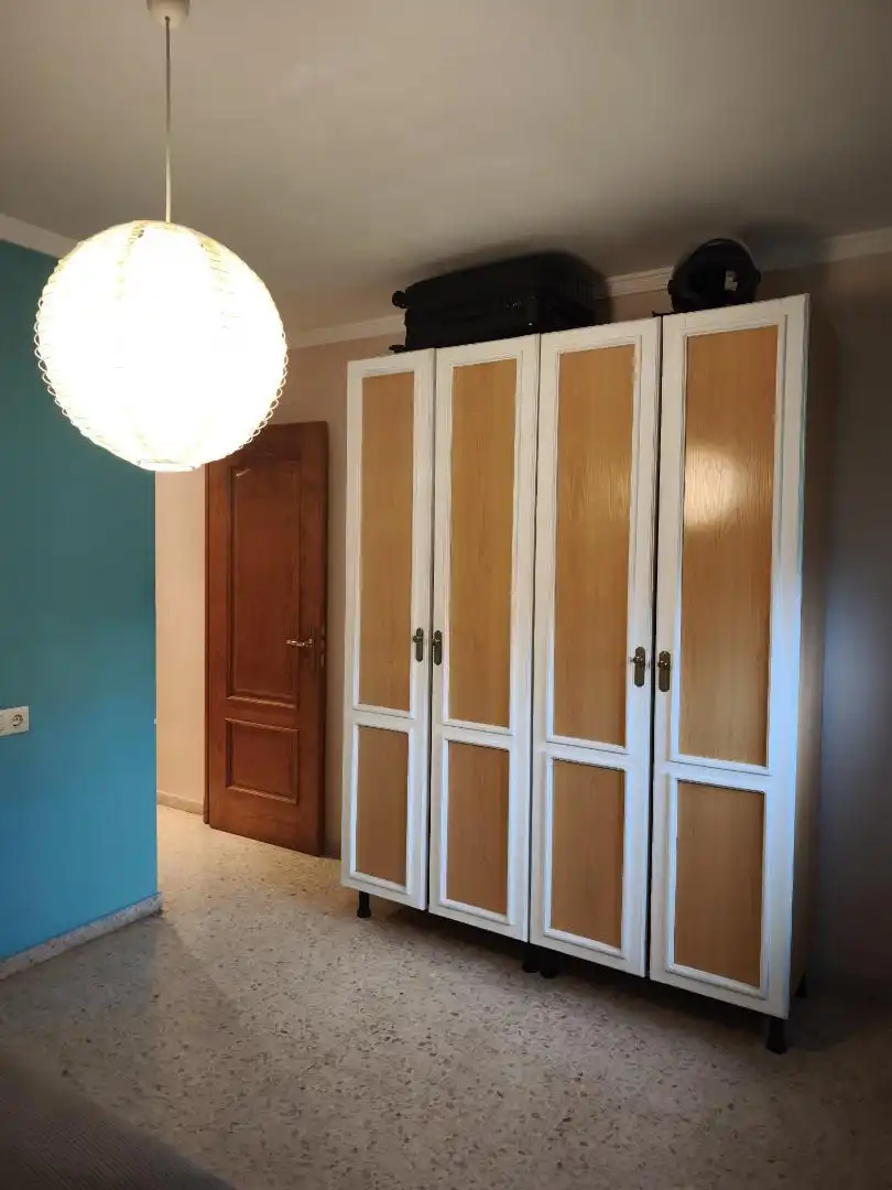 Wohnung zum Verkauf in Paseo Terraza, 16, Mondejar - Junquillos Schlafzimmer von Wohnung zum Verkauf in La Línea de la Concepción mit Terrasse, Möbliert und Ofen