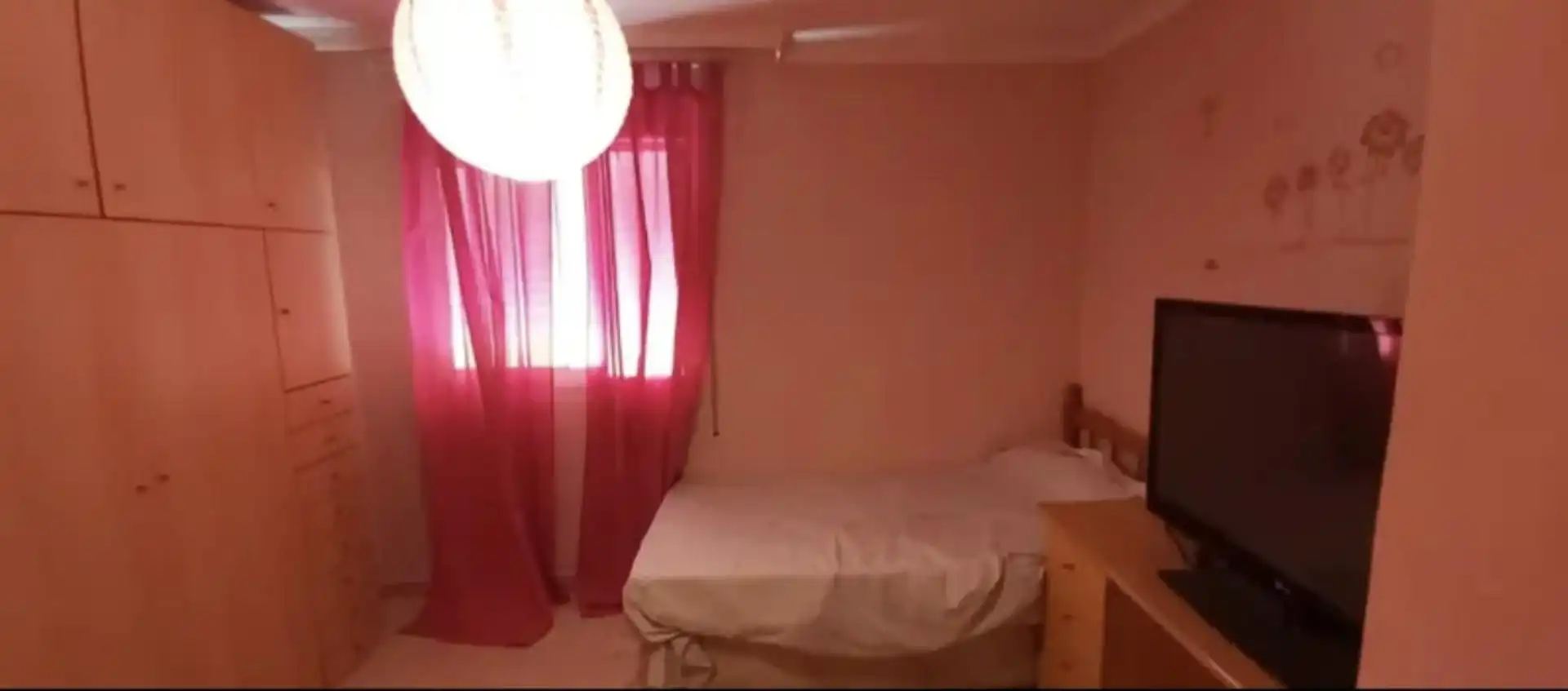 Wohnung zum Verkauf in Paseo Terraza, 16, Mondejar - Junquillos Schlafzimmer von Wohnung zum Verkauf in La Línea de la Concepción mit Terrasse, Möbliert und Ofen