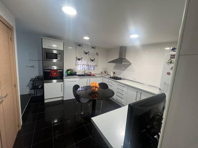 Casa-chalet en Alquiler en Calle Merla, 17 en Font de la Teula - Mas de Pavia