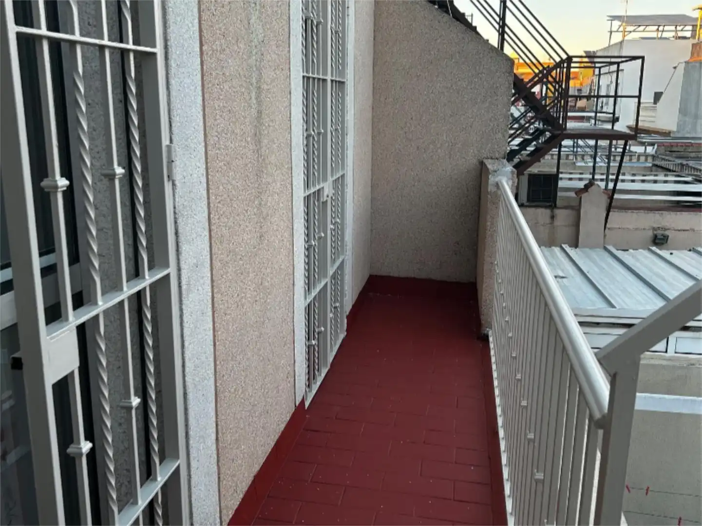 Terrassa de Casa adosada en venda en La Rinconada amb Aire condicionat, Terrassa i Balcó