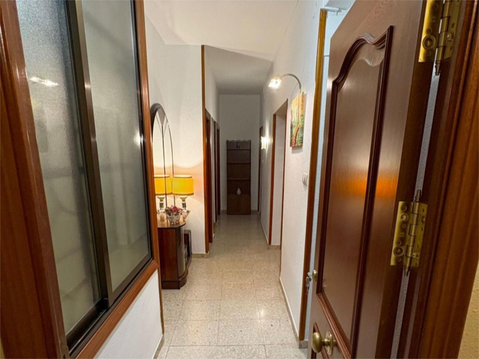 Pis per a compartir en Úbeda amb Terrassa, Moblat i Balcó