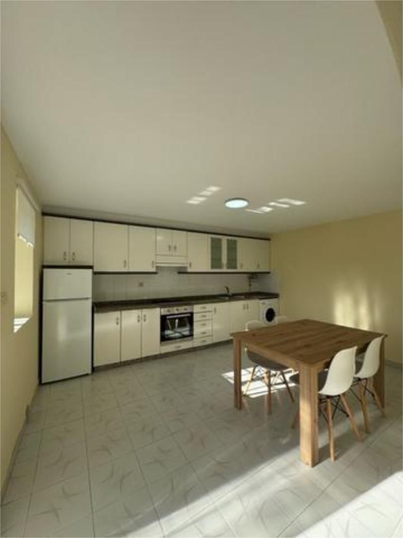 House or chalet to rent in Carballo