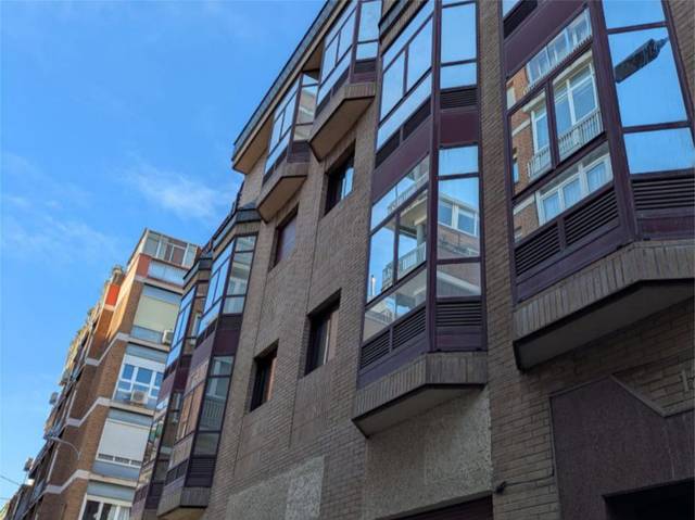 Piso en Alquiler en Calle de Matilde Díez, 15 en Ciudad Jardín