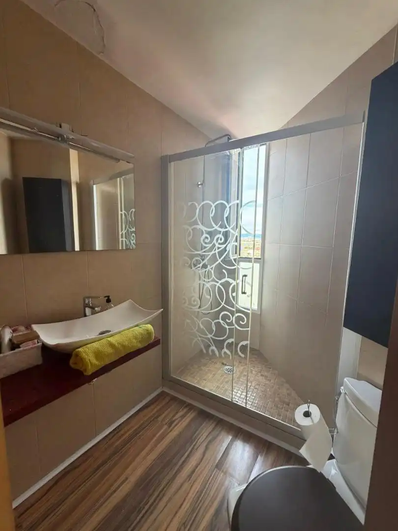 Ático de alquiler en Carrer de Sant Rafael, 2, La Malva-rosa Baño de Ático de alquiler en Valencia con Jardín privado, Parquet y Terraza