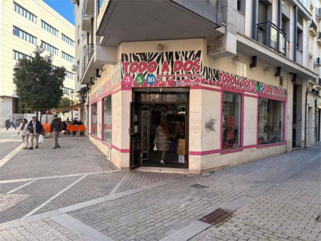 Local comercial en Alquiler en Centro
