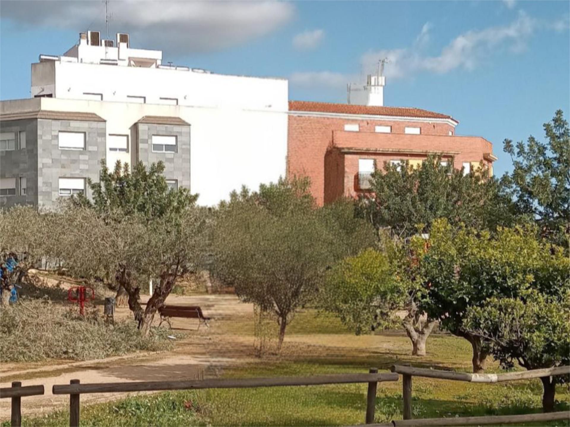 Exterior view of Flat for sale in Montserrat  with Air Conditioner and Terrace