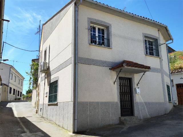 Casa-chalet en Venta en Ronda Bodegas, 8 en Castrillo de la Guareña