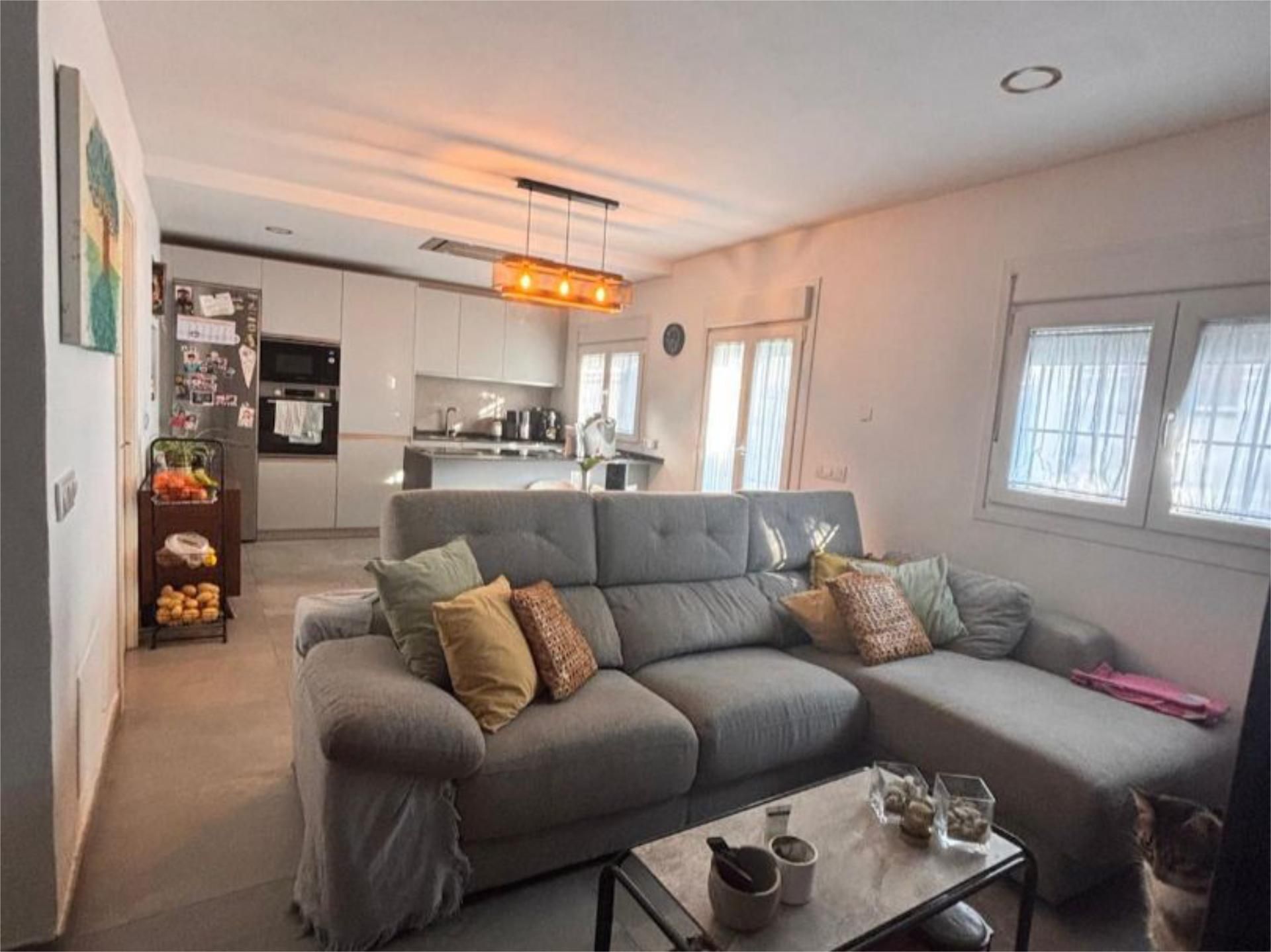 Living room of Single-family semi-detached for sale in San Roque