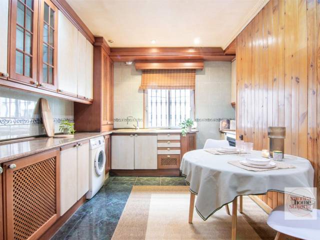 Piso en Venta en Calle de Domingo de Zaizita, 1 en Puerta del Ángel