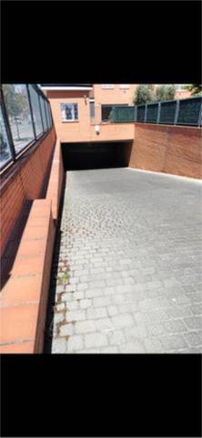 Garaje en Alquiler en Ciudad 70