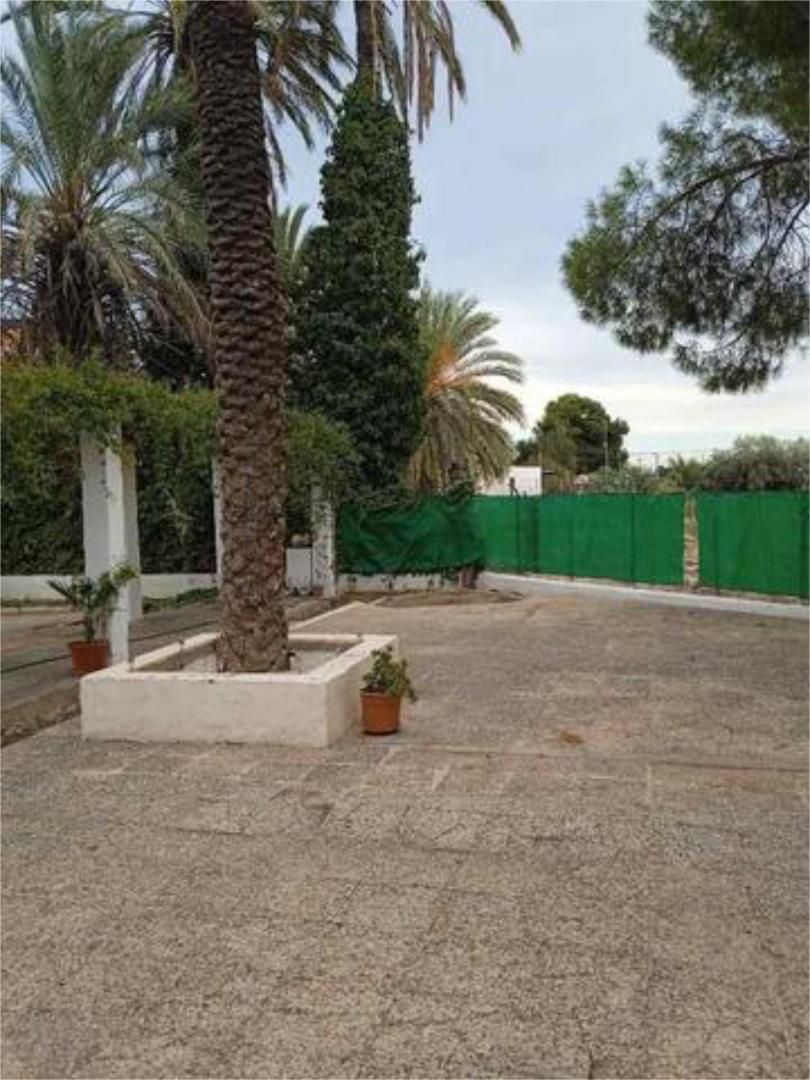 Jardí de Casa adosada en venda en Elche / Elx amb Jardí privat, Terrassa i Traster